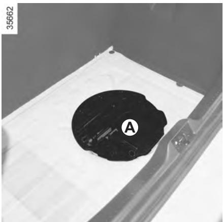 RENAULT CLIO 4 2013 - OUTILS - 1