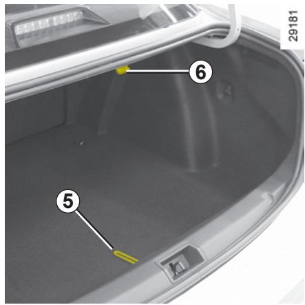 RENAULT FLUENCE 2011 - Version cinq portes - 2