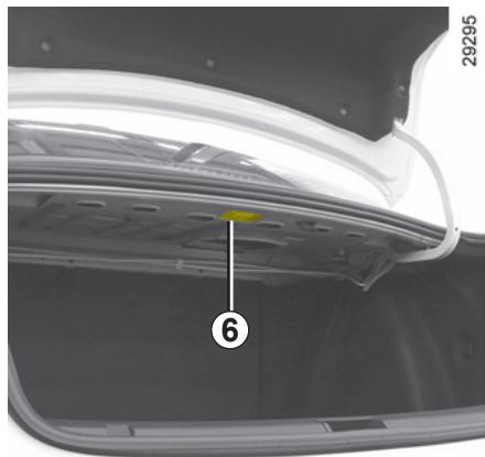 RENAULT FLUENCE 2011 - Éclaireur de coffre - 1