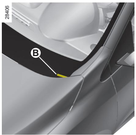 RENAULT FLUENCE 2011 - Plaques d'identification vehicule - 2