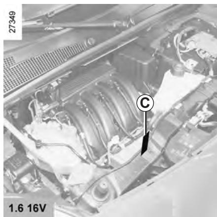 RENAULT KANGOO 2 2011 - PLAQUES D'IDENTIFICATION MOTEUR - 3