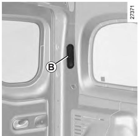 RENAULT KANGOO 2 2011 - ÉCLAIRAGE INTÉRIEUR (2/2) - 1