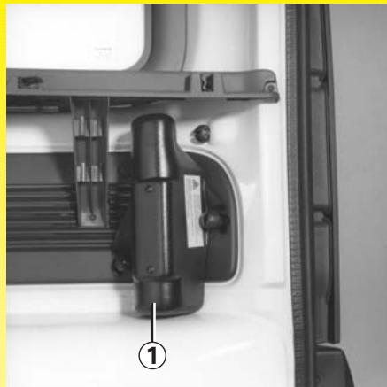 RENAULT KANGOO 2 ELECTRIQUE - AÉROSOL RÉPARE PNEU - 1