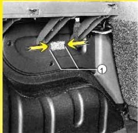 RENAULT KANGOO 2002 - Lumière pour COFFRE: remplacement de l'ampoule - 1