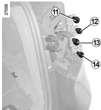 RENAULT LAGUNA 3 - FEUX ARRÈRE ET LATERAUX : remplacement des lampes (3/5) - 5