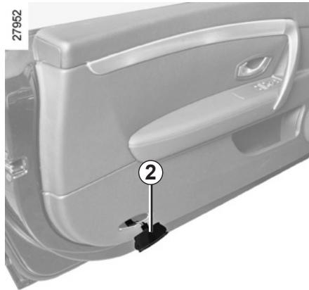 RENAULT LAGUNA 3 COUPE - Plafonnier - 1
