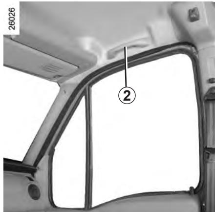 RENAULT MASTER 3 FOURGON 2007 - POIGNEE DE MAINTIEN - 1