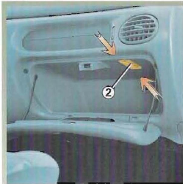 RENAULT MEGANE 1 - Éclaireurs arrêté - 1