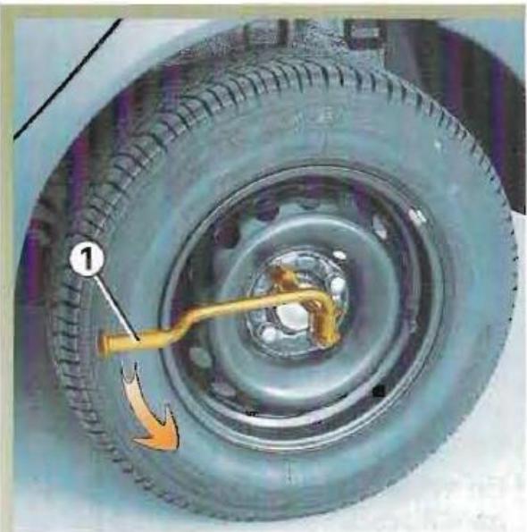 RENAULT MEGANE 1 - CHANGEMENT DE ROUE - 1