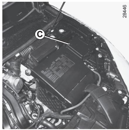 RENAULT MEGANE 3 CC - Affectation des fusibles - 1