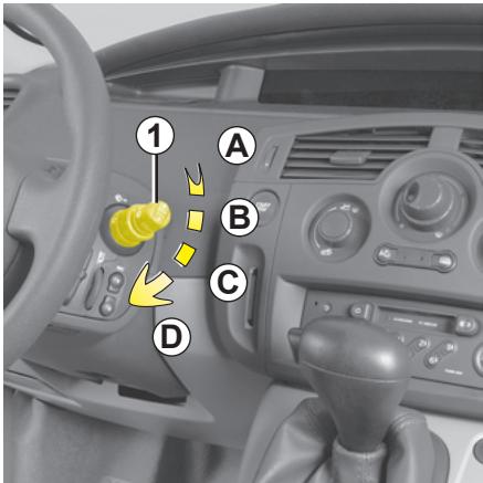 RENAULT SCENIC 2 2008 - ESSUIE-VITRE/LAVE-VITRE AVANT - 1