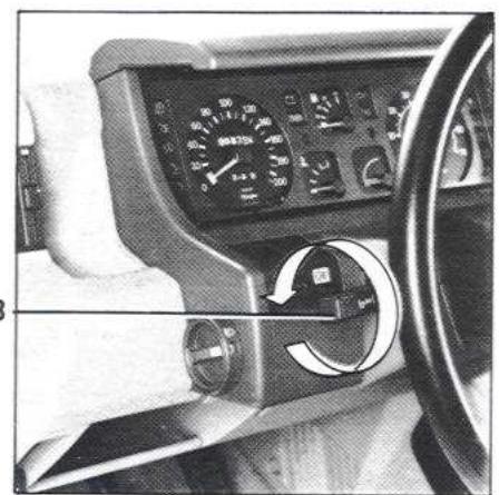 RENAULT SUPER 5 - Feux arrière de brouillard - 2