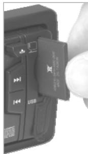 SILVERCREST CRE-719 - Insertion / retrait d'une carte SD/MMC - 2