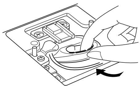 HUSQVARNA EMERALD 118 - Cleaning the Hook Assembly area and Feed Teeth - 1