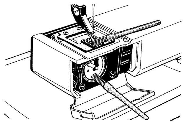 HUSQVARNA OPTIMA 150 - Blindstitching - 8