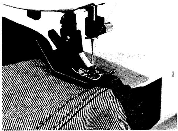 HUSQVARNA OPTIMA 150 - Slot Zipper - 2