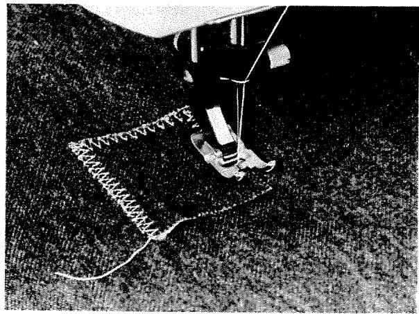 HUSQVARNA OPTIMA 150 - Sewing Terry Cloth - 2
