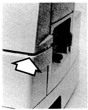 HUSQVARNA OPTIMA 150 - Connecting to the Wall Outlet - 1