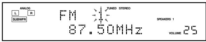 JVC RX-8032V - Drücken Sie FM/AM PRESET oder , um eine Kanalnummer auszuwahlen, während die Kanalnummerposition blinkt. - 1