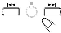 JVC UX-S11 - Appuyez sur « ou « pour ajuster les minutes, puis appuyez sur SET. - 5