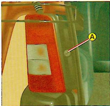CITROEN BERLINGO 1 2000 - Lampes : - 1