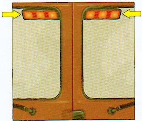 CITROEN BERLINGO 1 2000 - Feu de stop (hayon) - 2