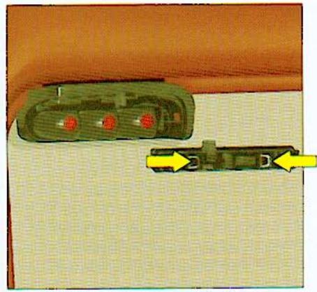 CITROEN BERLINGO 1 2000 - Feu de stop (hayon) - 3