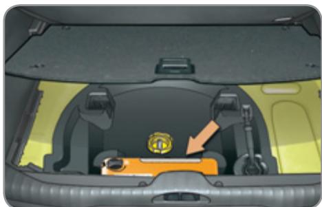 CITROEN C3 PICASSO 2012 - Accès au kit - 1
