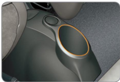 CITROEN C3 PICASSO 2012 - Porte-canettes - 1