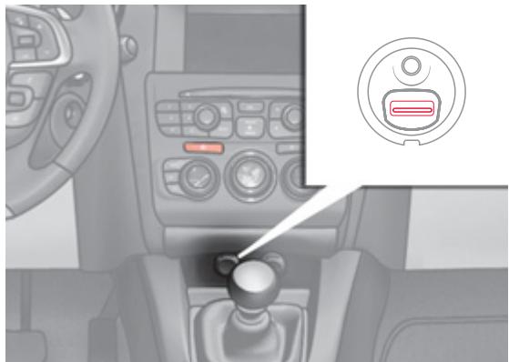 CITROEN C4 2 2011 - UTILISER L'ENTRÉE AUXILIAIRE (AUX) Câble audio non fourni - 1