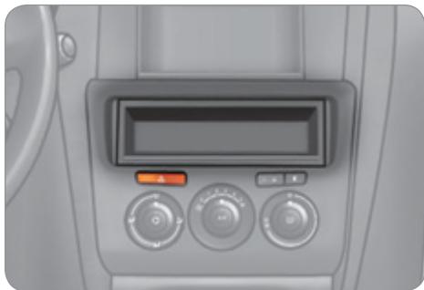 CITROEN C4 2 2011 - Montage d'un autoradio - 1