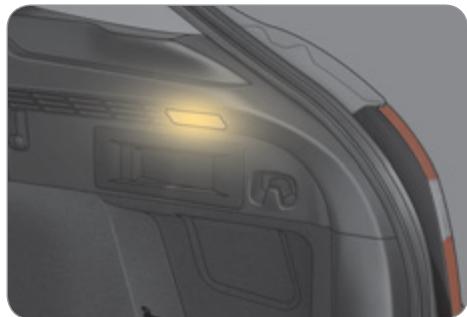 CITROEN C4 2 2011 - ÉCLAIRAGE DE COFFRE - 1