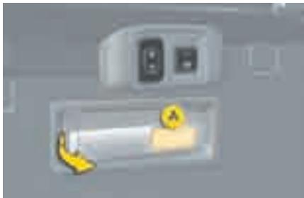 CITROEN C4 PICASSO 2009 - LA LAMPE NOMADE - 2
