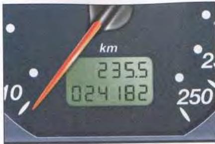 CITROEN C5 1 - Manque d'huile = Clignotement des barrettes - 2