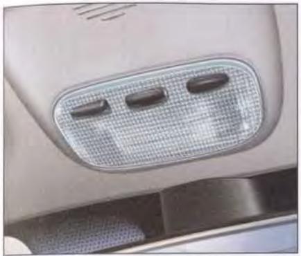 CITROEN C5 1 - CHANGEMENT DE LAMPES - 1