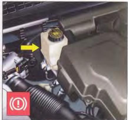 CITROEN C5 1 - Réservoir liquide de freins - 1