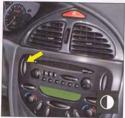 CITROEN C5 1 - CADRANS DE BORD - 2
