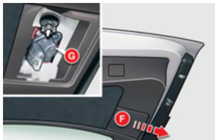 CITROEN C5 2 2010 - Changement des feux sur coffre - 1
