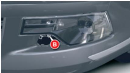CITROEN C5 2 2010 - Changement des projecteurs antibrouillard - 1