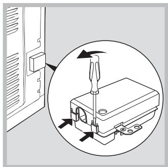 HOTPOINT FH 83 C IX/HA - Montage du cable d'alimentation - 1