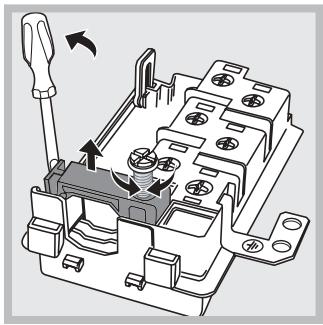 HOTPOINT FZ 612 C.1 IX/HA - Fitting the power supply cable - 2