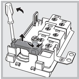 HOTPOINT FZ 62 GP.1 IX /Y /HA - Fitting the power supply cable - 2