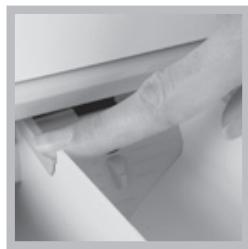 HOTPOINT AMXXL 129 - Nettoyage du tiroir et des bacs à produits lessiviels - 1