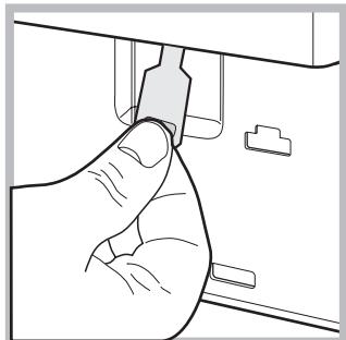 HOTPOINT AR9F 129 - Apertura manual de la puerta - 4