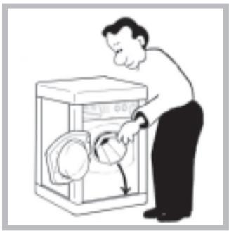 HOTPOINT AW 149 - El aparato se puede instalar en un hueco en la pared, en un desván o en un nicho. - 4