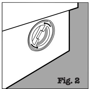 HOTPOINT AX 100 - When in need, check the pump and the rubber hose. - 2
