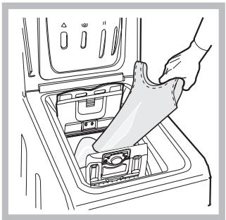 HOTPOINT ECOT7F 109 - CómoAbrir y cerrar el cesto - 3