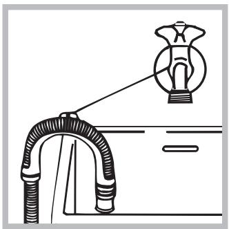 HOTPOINT AQS82D 29 EU/A - Raccordement du tuyau de vidange - 2