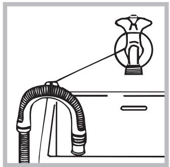 HOTPOINT FMD 963B SK.C - Raccordement du tuyau de vidange - 2