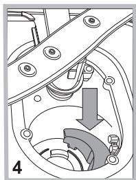 HOTPOINT LFD 11P123 X DE/SK - Rengöring av vatteninsläppsfiltret* - 4
